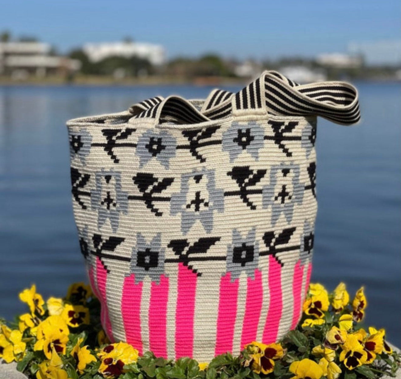 Costa Wayuu Oversized Crochet Tote Bag , Floral and stripes design. Handmade - CostaWayuuShop