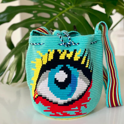 Costa Wayuu Bold Evil Eye Clutch – Crochet-Handmade in Colombia. - CostaWayuuShop