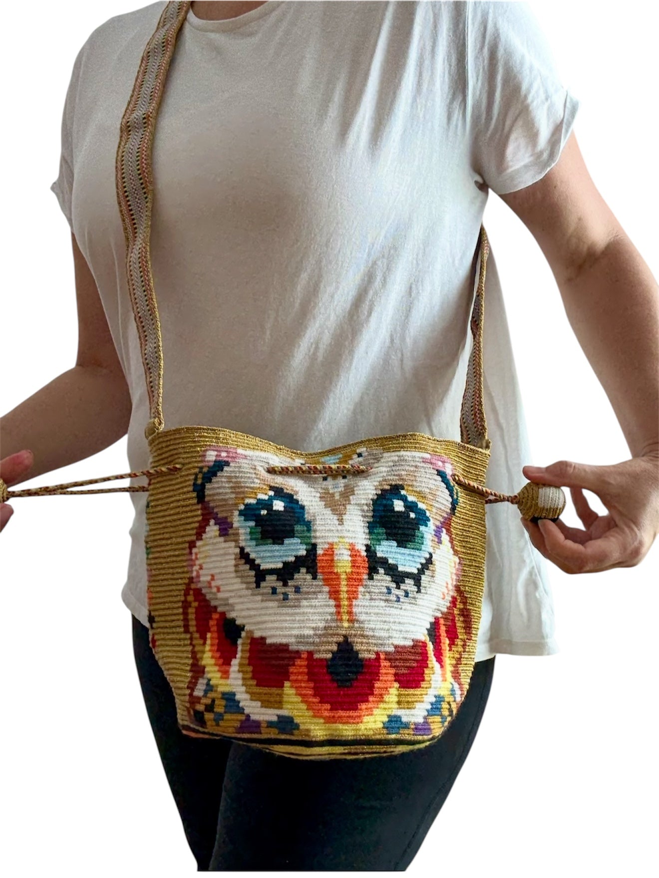 Authentic Single Thread Owl Design, Fine Metallic One-Thread Weave, Gold accents