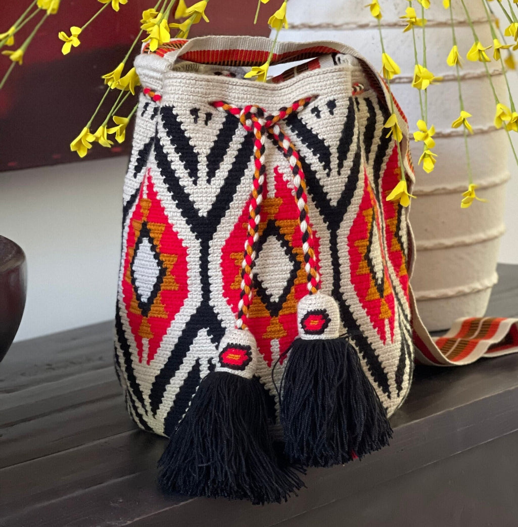 Costa Wayuu Large Handmade Wayuu Mochila-Bag- Crossbody Shoulder Bag