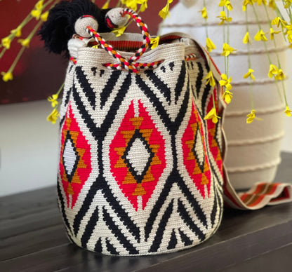 Costa Wayuu Large Handmade Wayuu Mochila-Bag- Crossbody Shoulder Bag - CostaWayuuShop