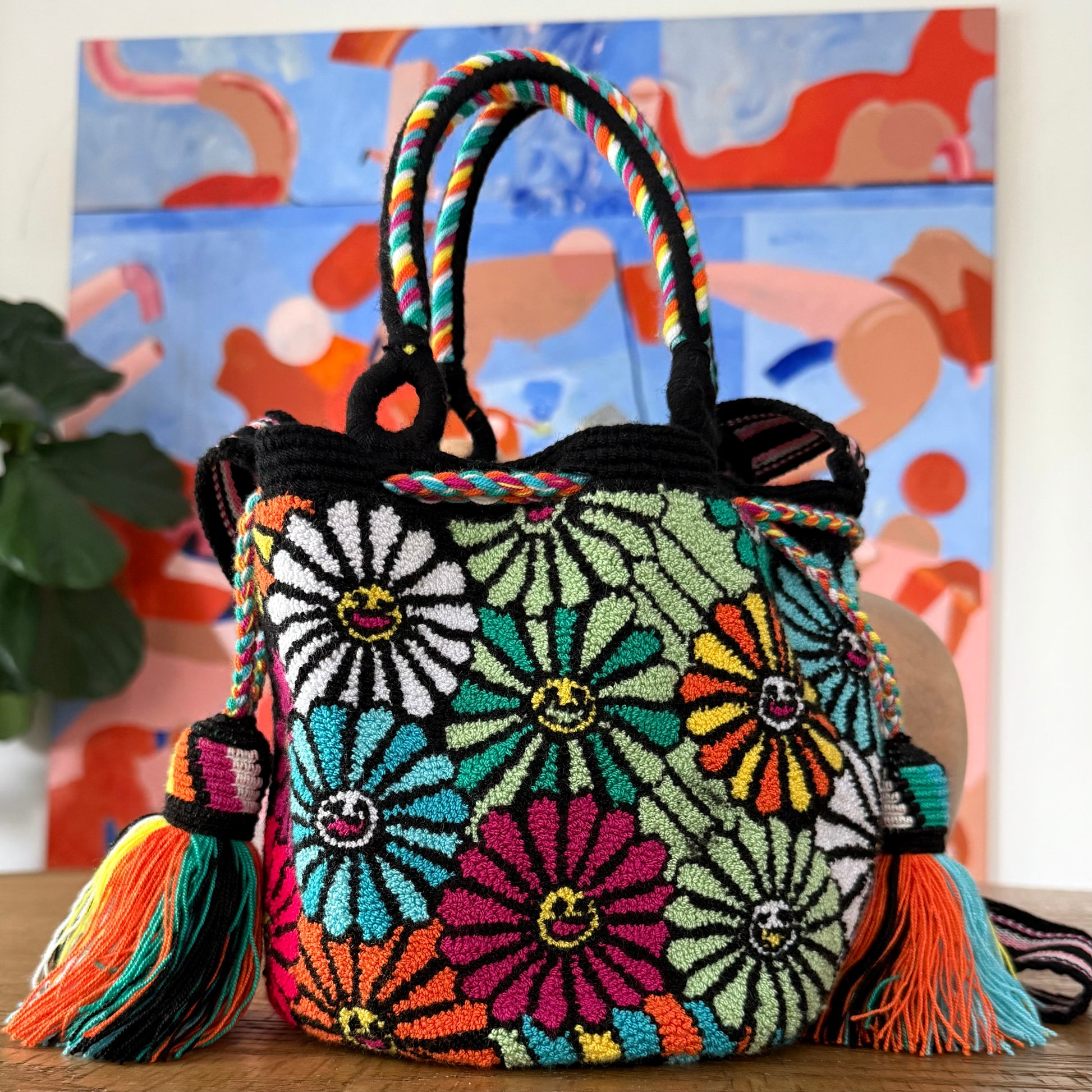 Costa Wayuu Medium Handmade Wayuu Flower Bag – Retro Hippie Style – Double Strap - CostaWayuuShop