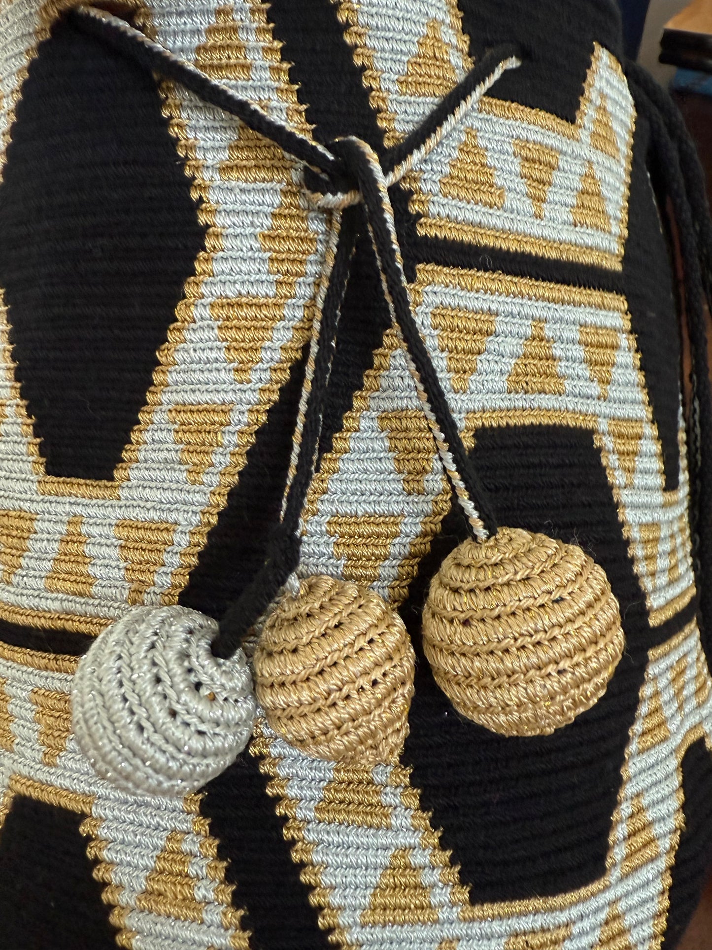 Costa Wayuu -Single Thread Crochet,- Elegant Metallic  Medium Wayuu Bag - CostaWayuuShop