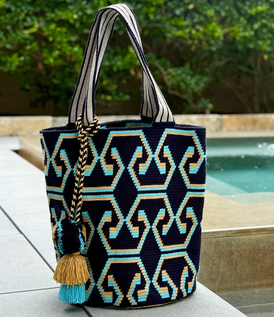 Costa Wayuu Oversized Tote, Extra Large Shopper Bag. - CostaWayuuShop
