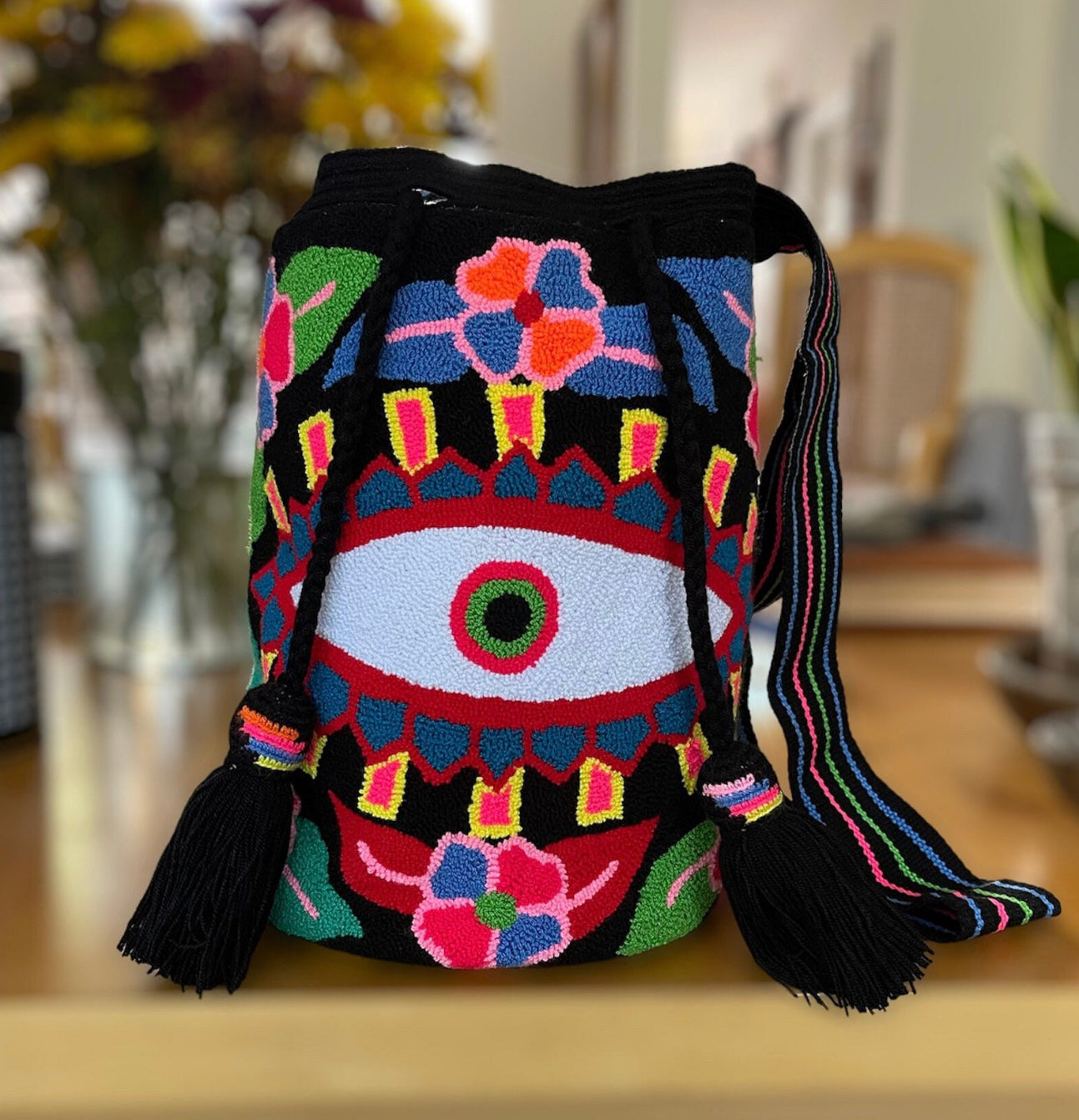 Costa Wayuu Bold Evil Eye Clutch – Handcrafted Colombian Art - CostaWayuuShop