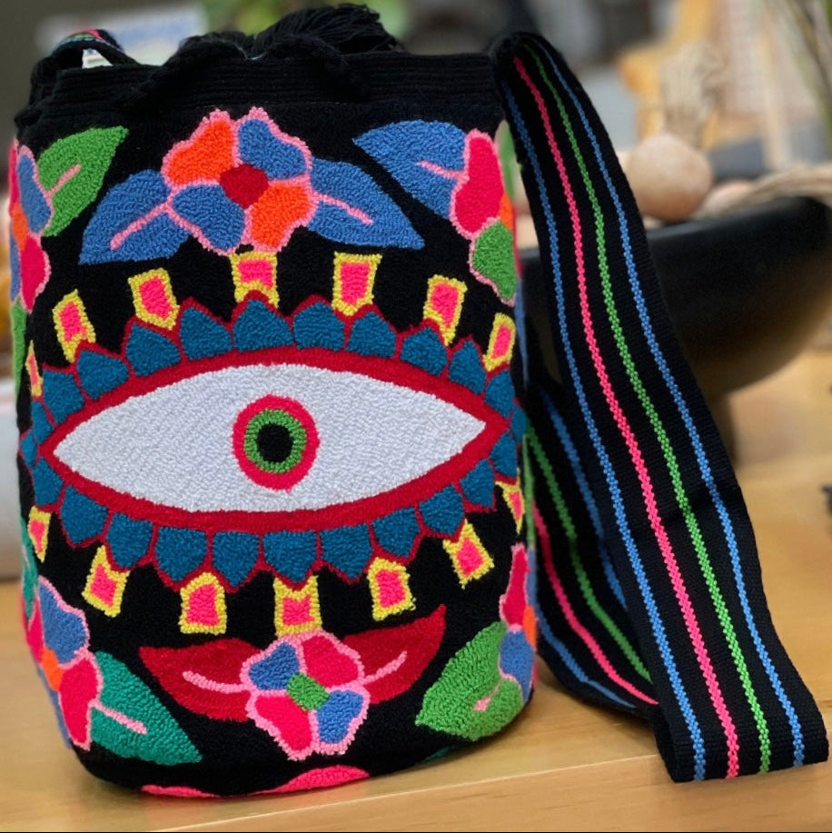 Costa Wayuu Bold Evil Eye Clutch – Handcrafted Colombian Art - CostaWayuuShop