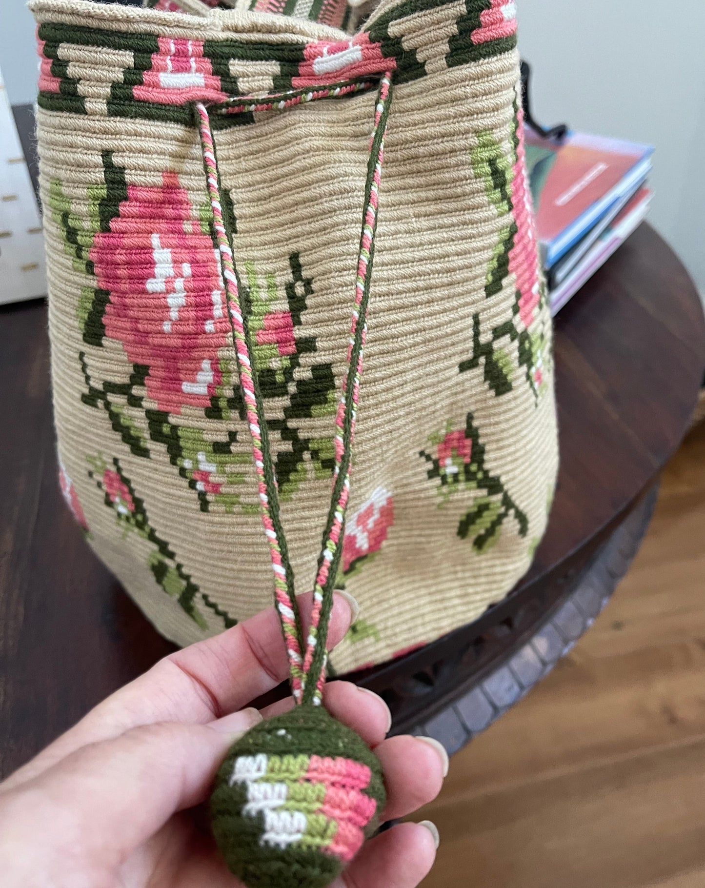 Costa Wayuu Single-Thread Crochet Crossbody- Roses Motif - CostaWayuuShop