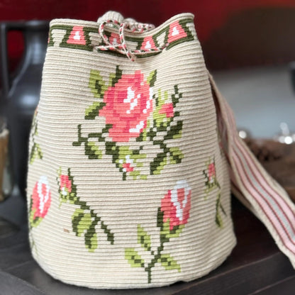 Costa Wayuu Single-Thread Crochet Crossbody- Roses Motif - CostaWayuuShop