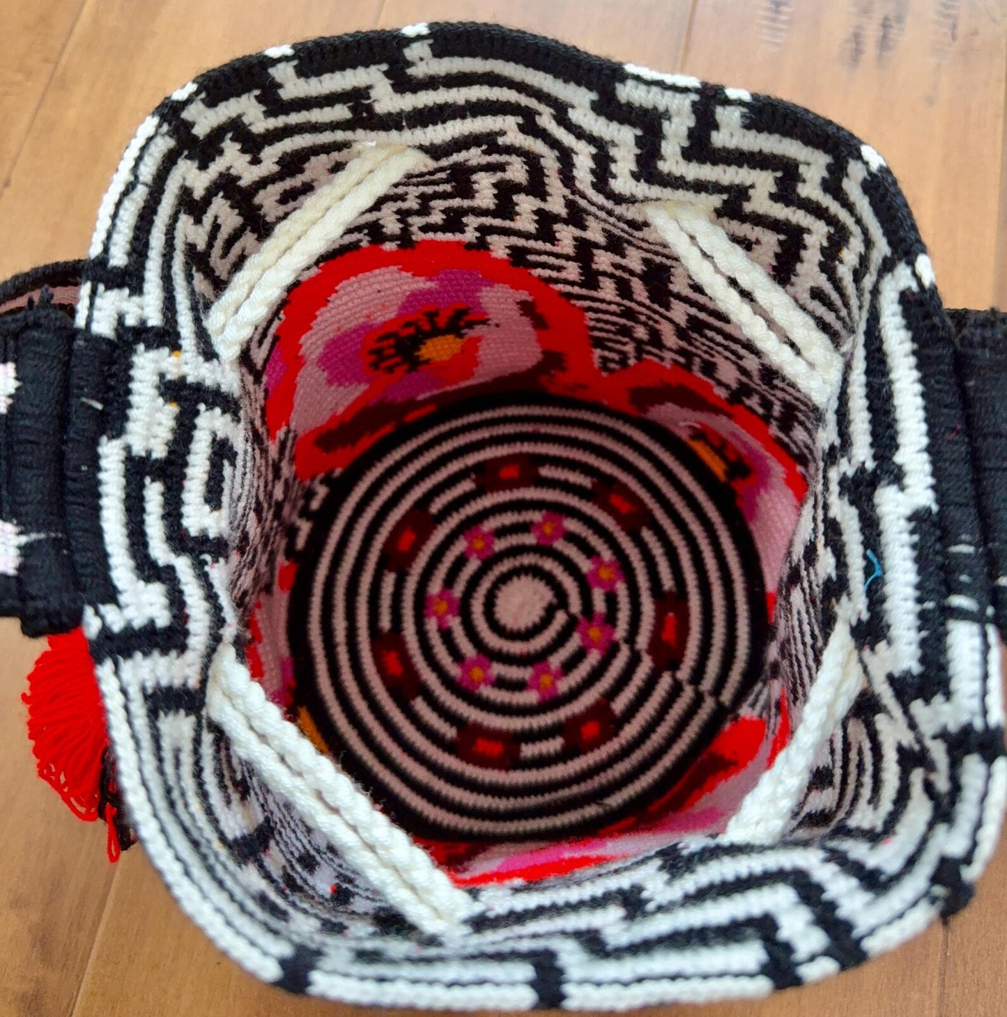 Costa Wayuu Mochila Bag – Bold Geometric & Floral Pattern