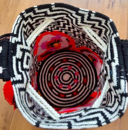 Costa Wayuu Mochila Bag – Bold Geometric & Floral Pattern