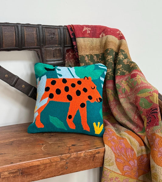 Costa Wayuu Handmade Punch Needle Tiger Pillow – Jungle-Themed Cushion for Kids' Rooms and Nurseries - CostaWayuuShop