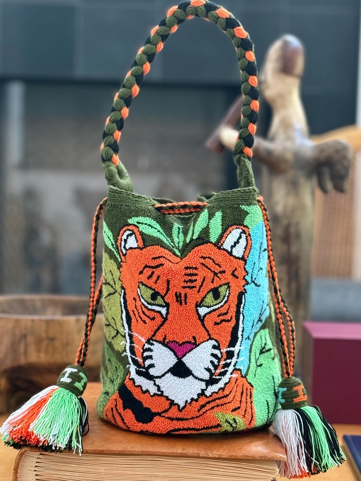 Costa Wayuu-Tiger Spirit Jungle Bag , Wayuu Tapestry Art. - CostaWayuuShop