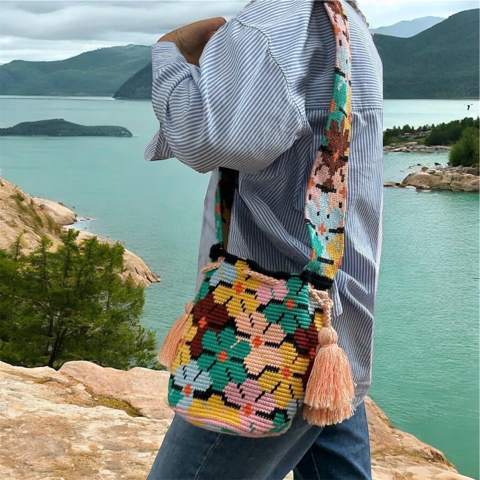 Costa Wayuu Wayuu Medium Sunlit Mosaic Shoulder Bag. - CostaWayuuShop