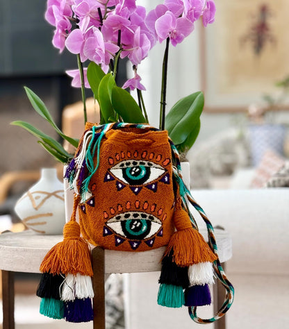 Costa Wayuu-Medium Handmade Wayuu Eye Bag – Puyado Punch Needle Style - CostaWayuuShop