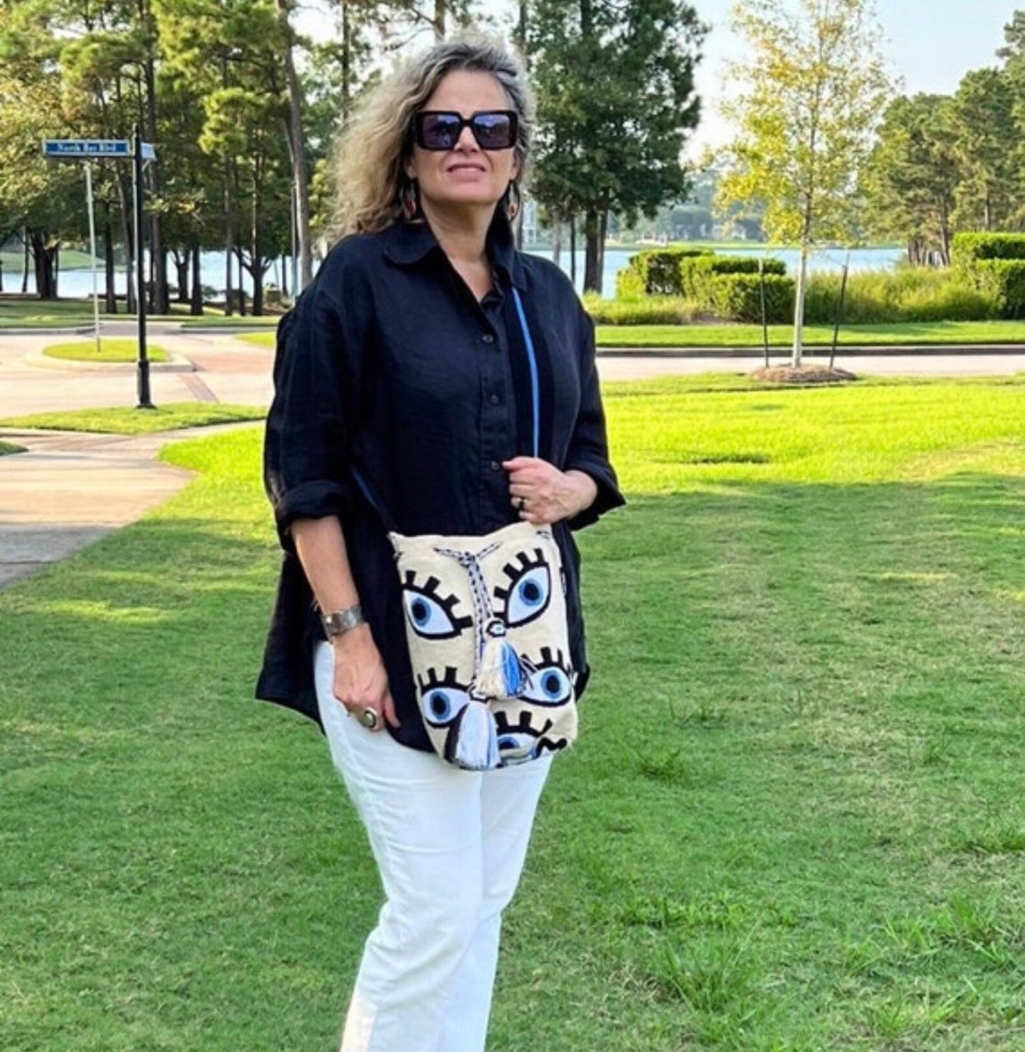 Costa Wayuu Large Handwoven Wayuu Bag – Eye Motif in Blue & Black - CostaWayuuShop