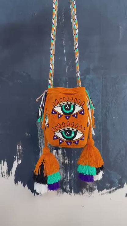 Costa Wayuu-Medium Handmade Wayuu Eye Bag – Puyado Punch Needle Style