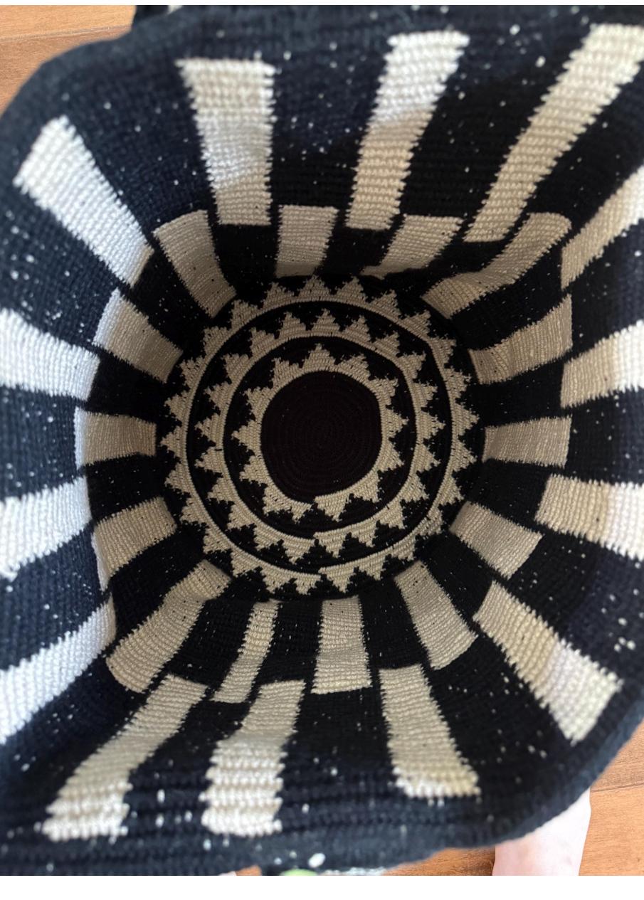 Costa Wayuu Oversized Black & White Crochet Beach Tote – Handwoven Wayuu Shopper Bag - CostaWayuuShop